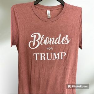 NWOT Dusty Rose Trump Blondes T-Shirt Size XS